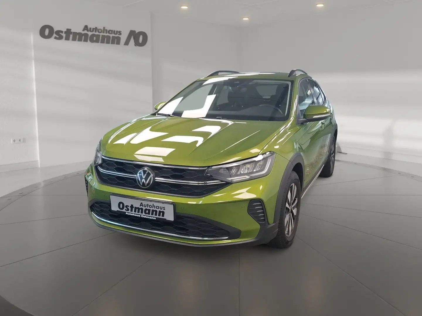 Volkswagen Taigo 1.0 TSI Move 2xKlima SHZ Grün - 2