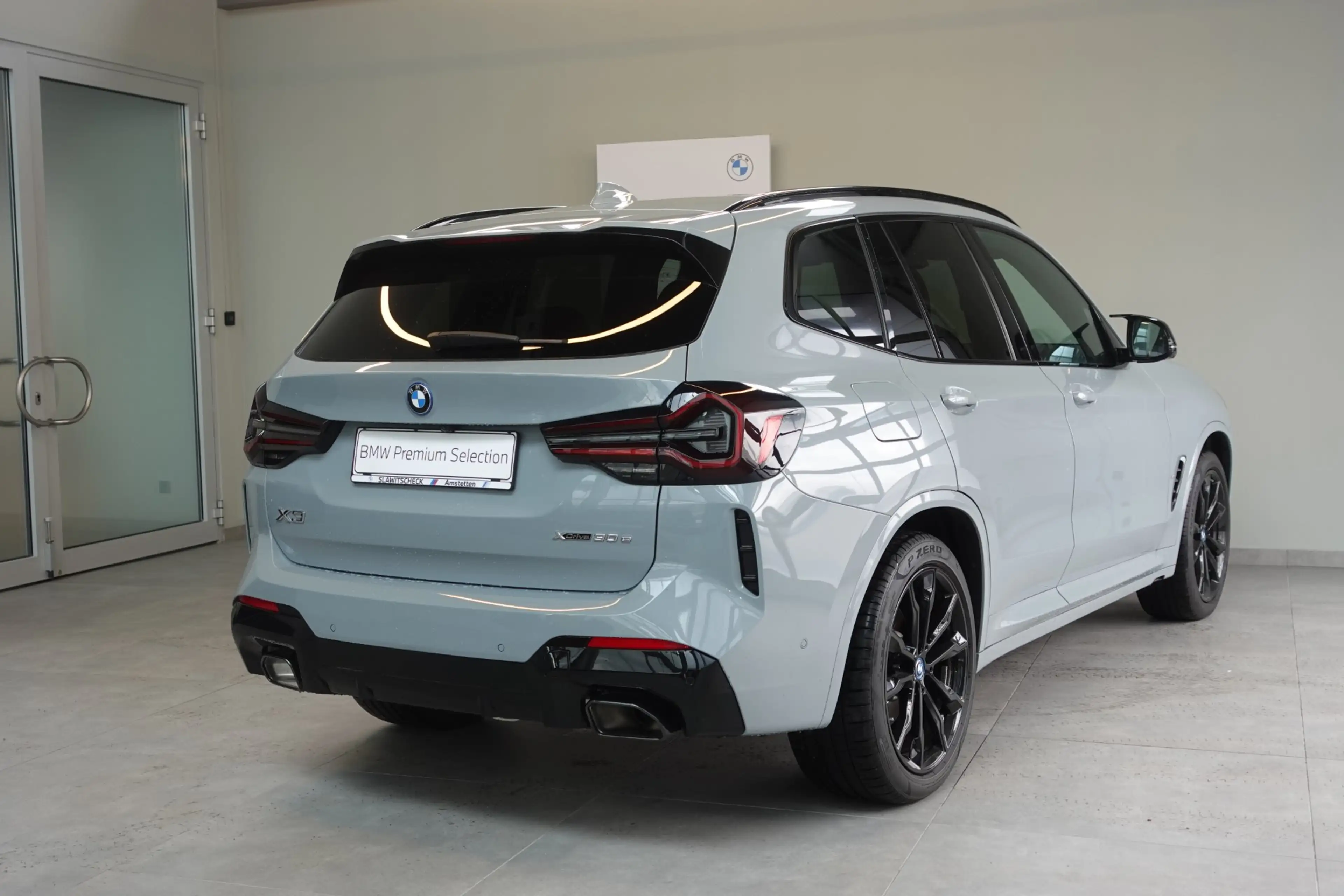 BMW X3 xDrive30e G01 — photo 3