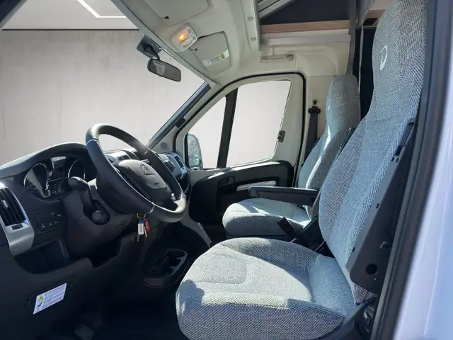 Citroen Jumper 35+ L4 BlueHDi 165 S&ampS Dethleffs Ansicht 4