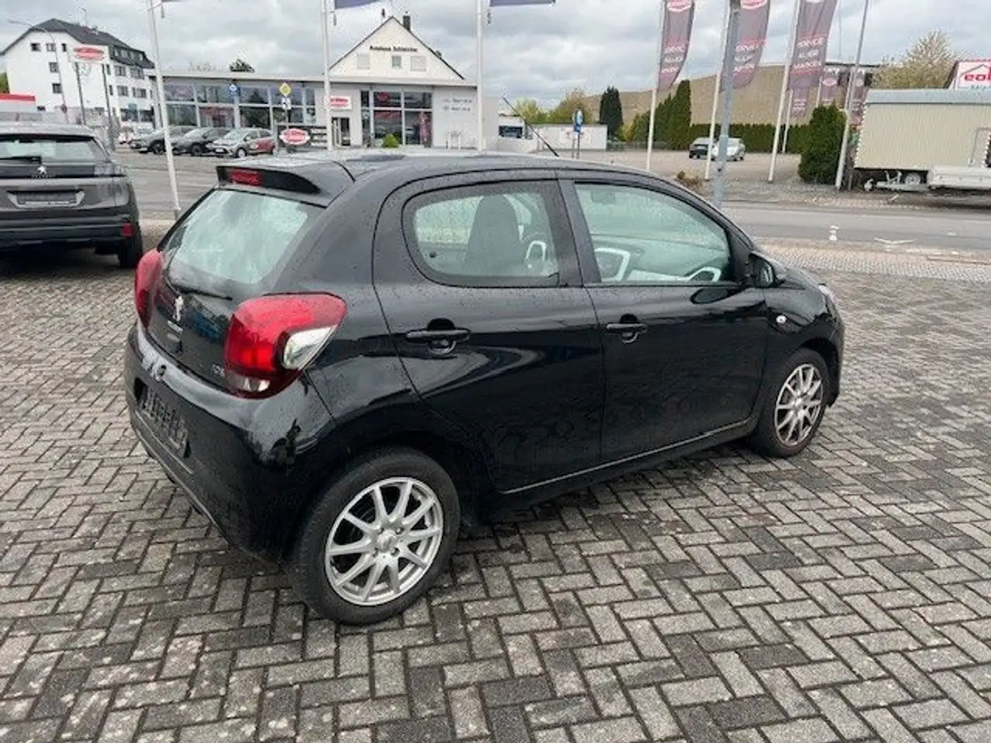 Peugeot 108 Active Negro - 2