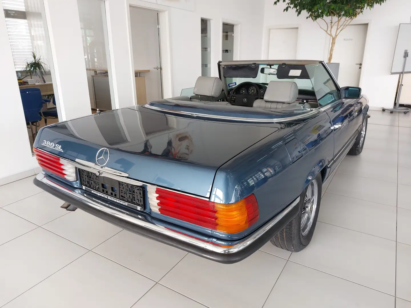 Mercedes-Benz SL 380 Neulackierung, Leder neu, Softtop neu Albastru - 2