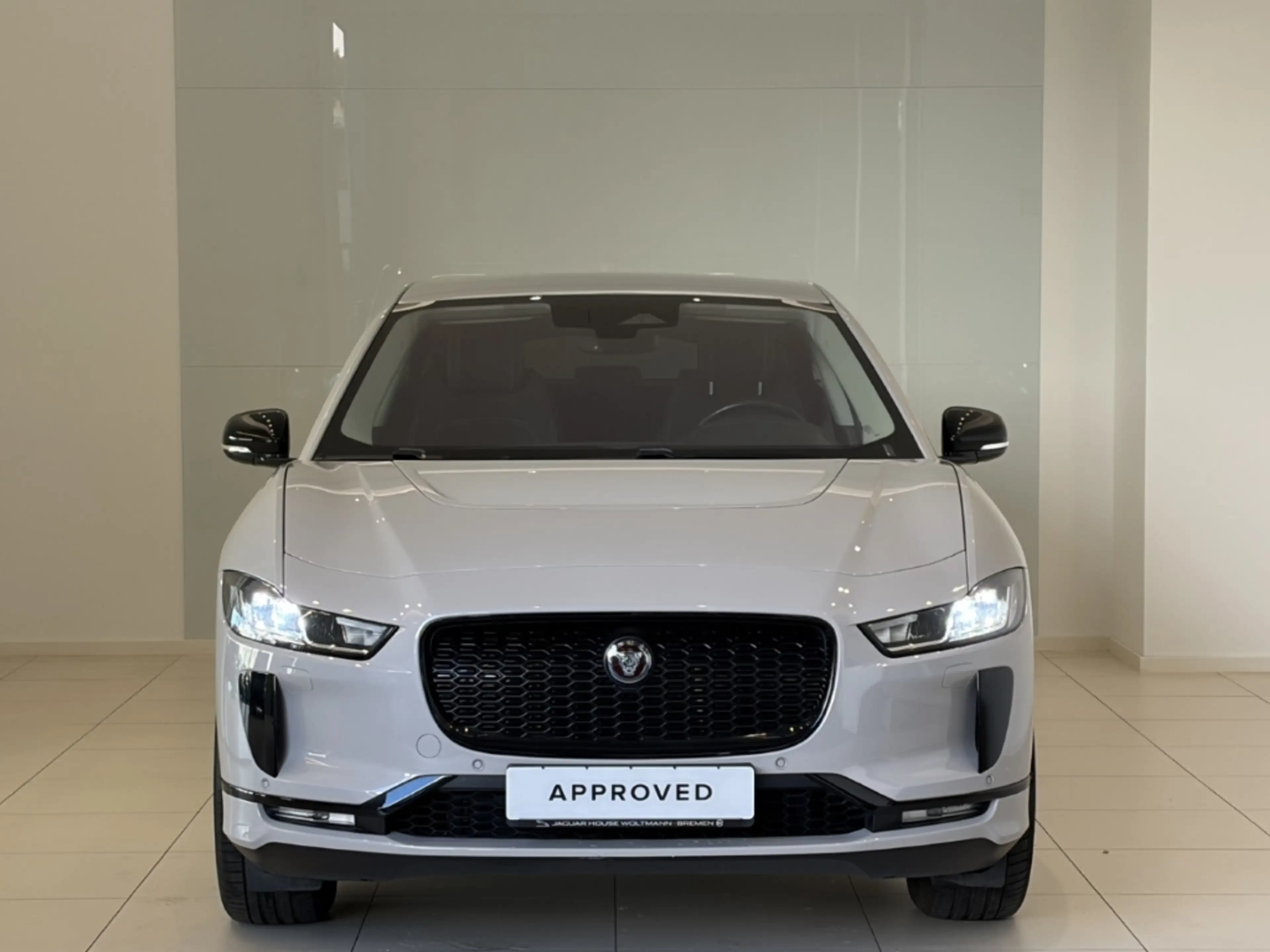 Jaguar I-Pace EV400 S AWD Black Pack & 19'' Rad — photo 14
