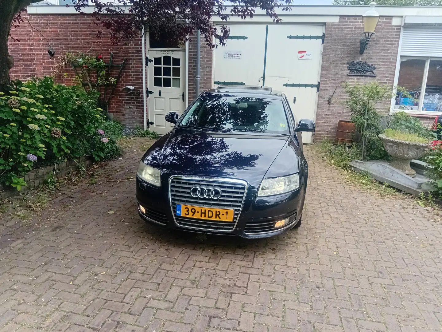 Audi A6 2.0 TFSI Business Ed Blauw - 2