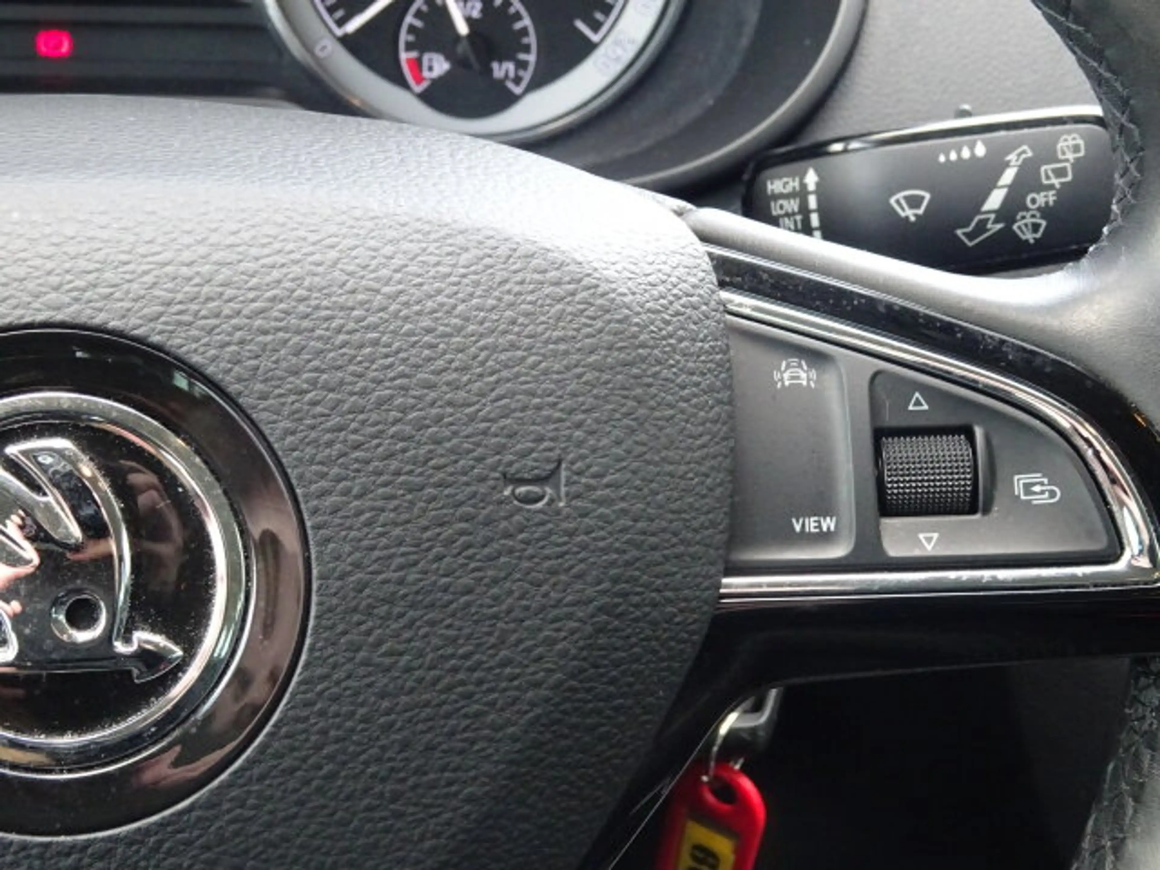 Skoda Octavia Combi Carplay DSG Leder Navi Sitzhzg Abstandsw. — photo 14