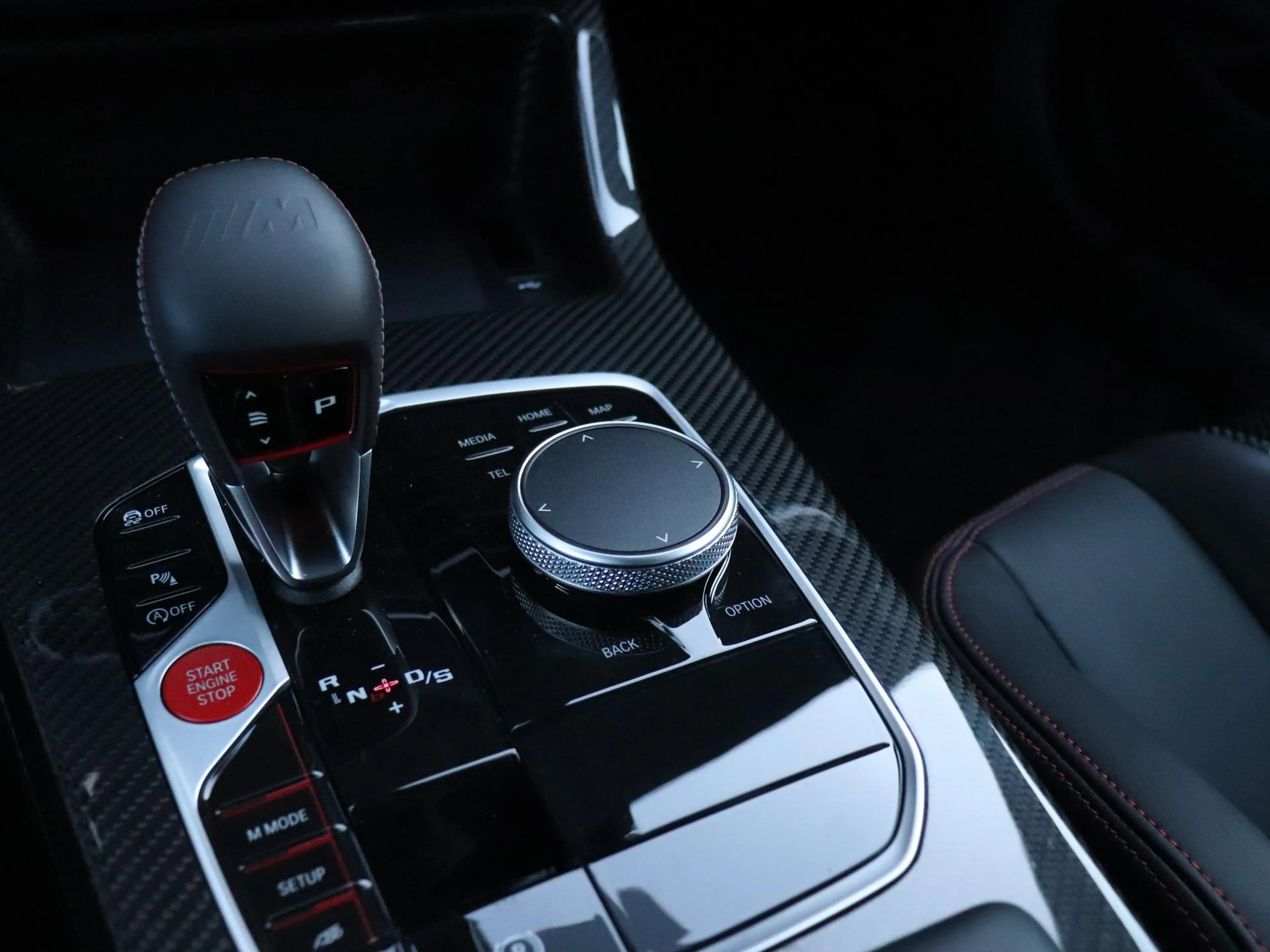 BMW M4 4-serie Coupé CS | CERAMIC | CARBON | H&K | MEMORY — photo 32