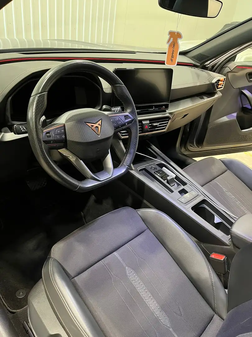 CUPRA Formentor Formentor 1.5 TSI DSG - Lane Assist - Park Assist Grau - 2