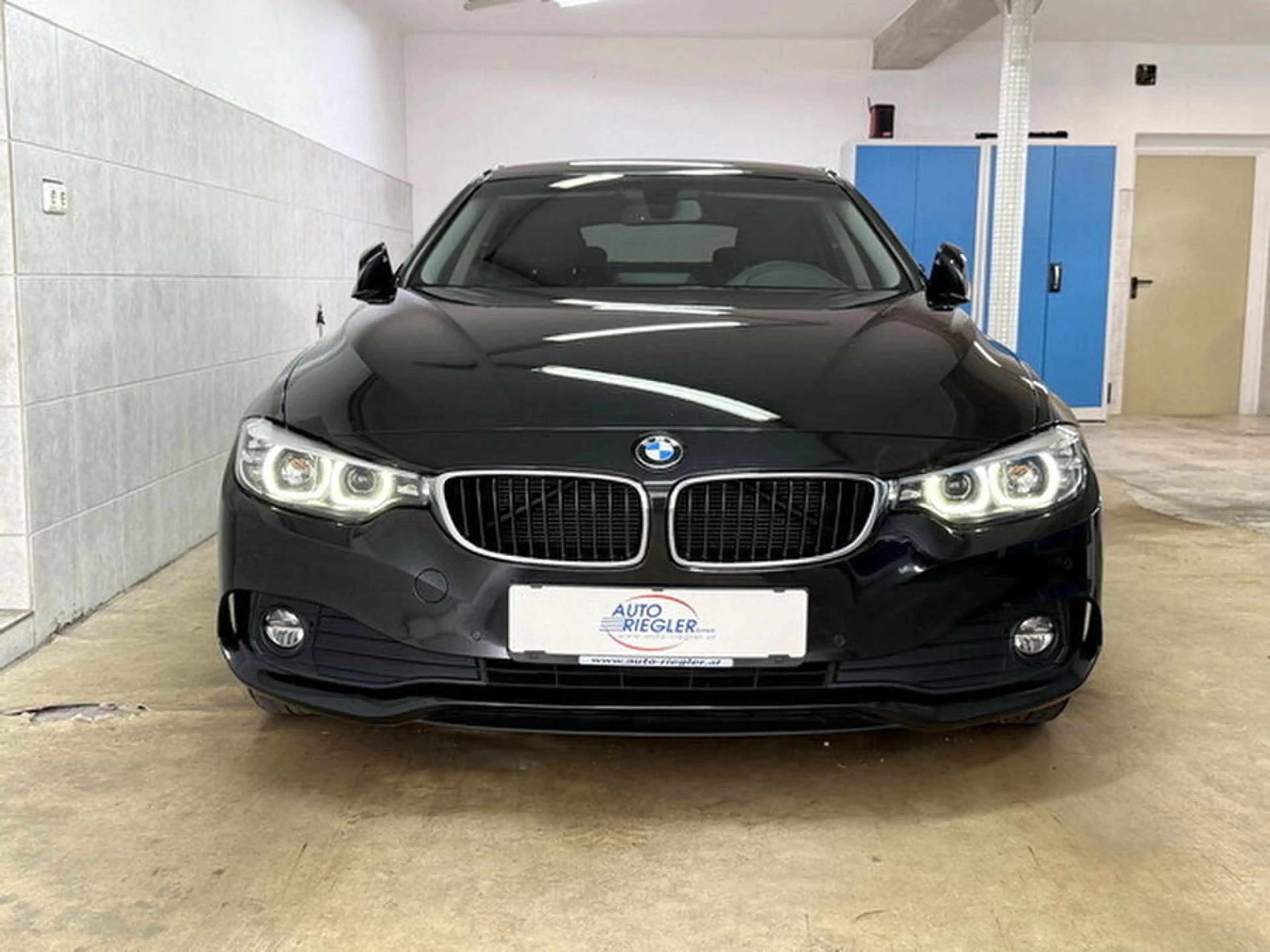 BMW 418 d Advantage ''LED-Navi-MF-Lederlenkrad-PDC-Alu'' — photo 2