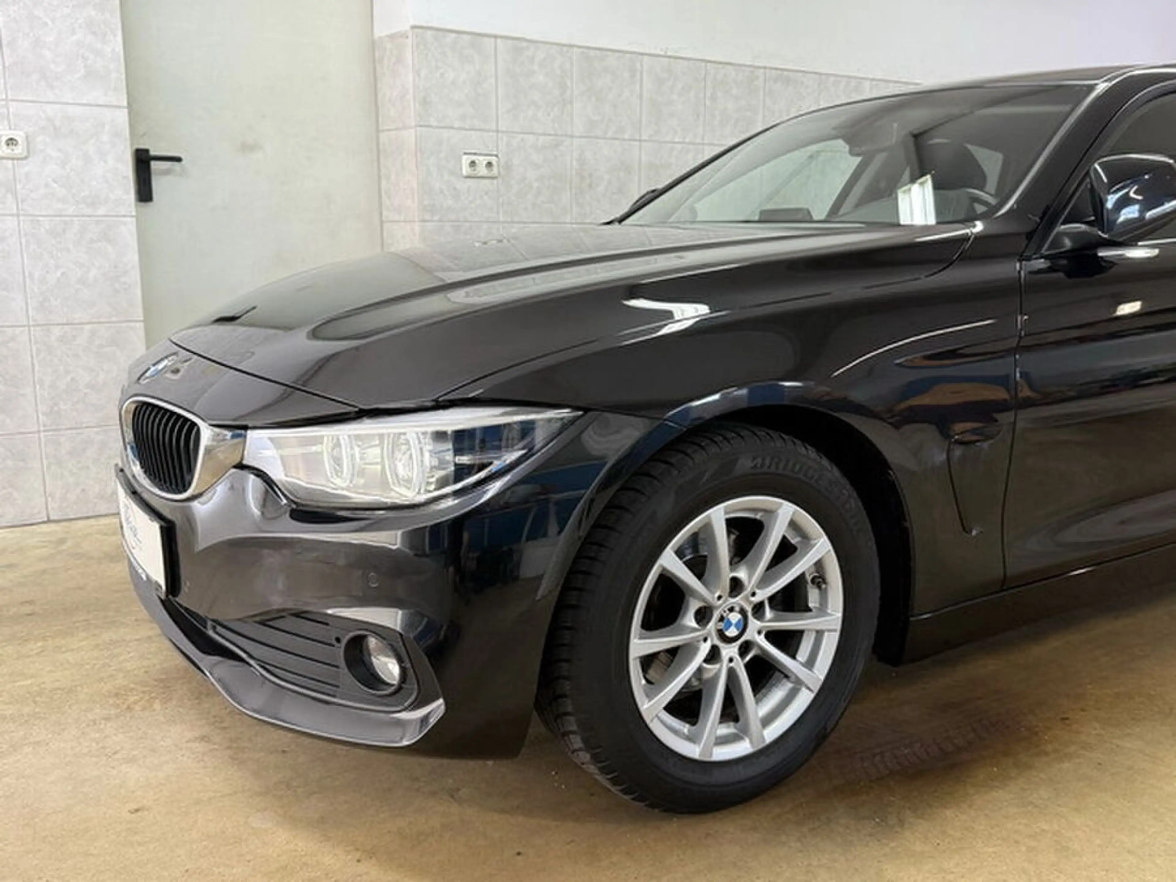 BMW 418 d Advantage ''LED-Navi-MF-Lederlenkrad-PDC-Alu'' — photo 3