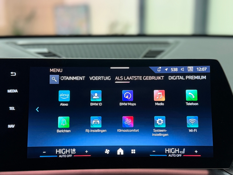 BMW X1 SDrive20i M Sport Pano Sportstoelen ACC Trekhaak N — photo 31