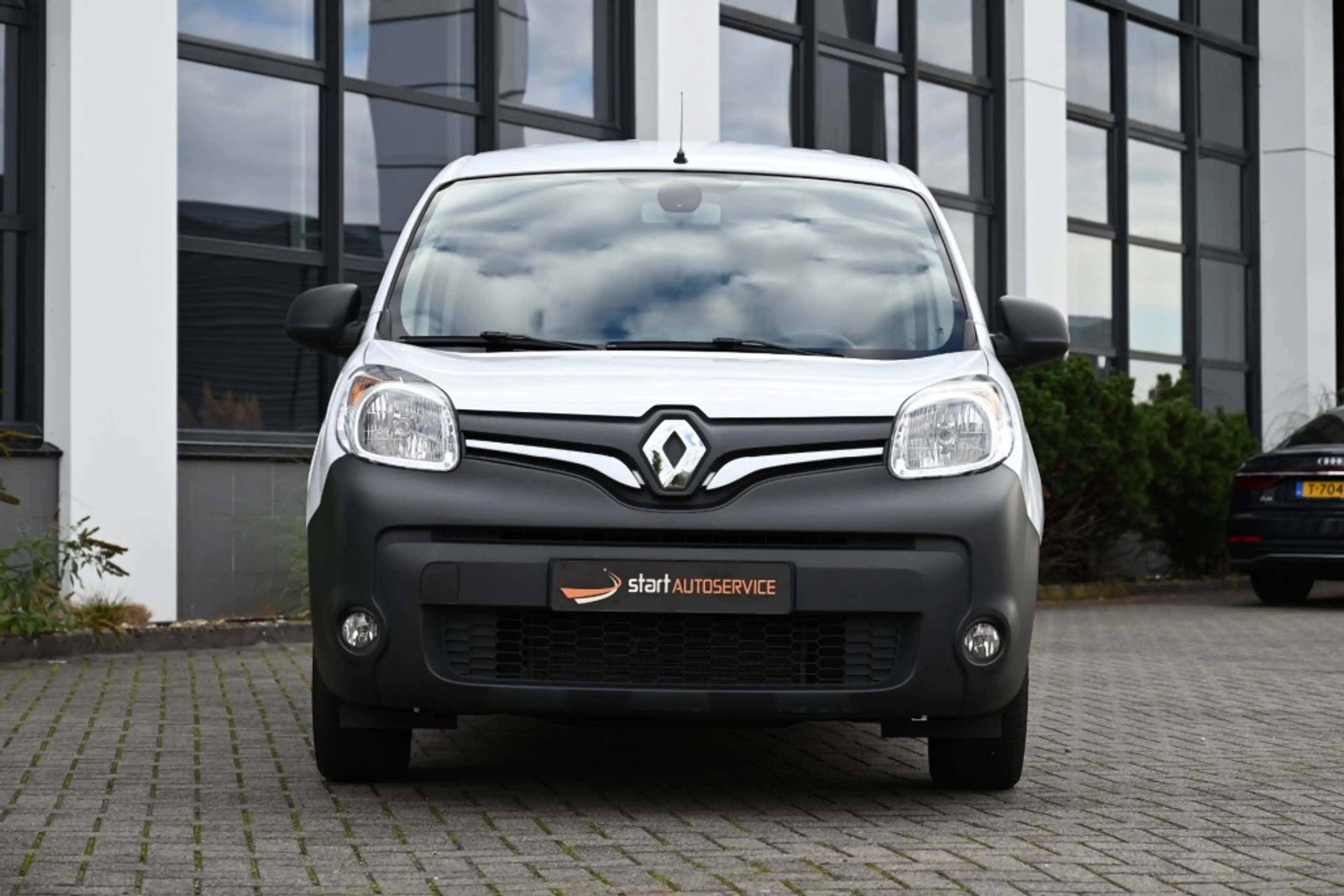 Renault Kangoo Maxi 1.6 Blue dCI 95 PK 2x deur Bluetooth Navi — photo 2