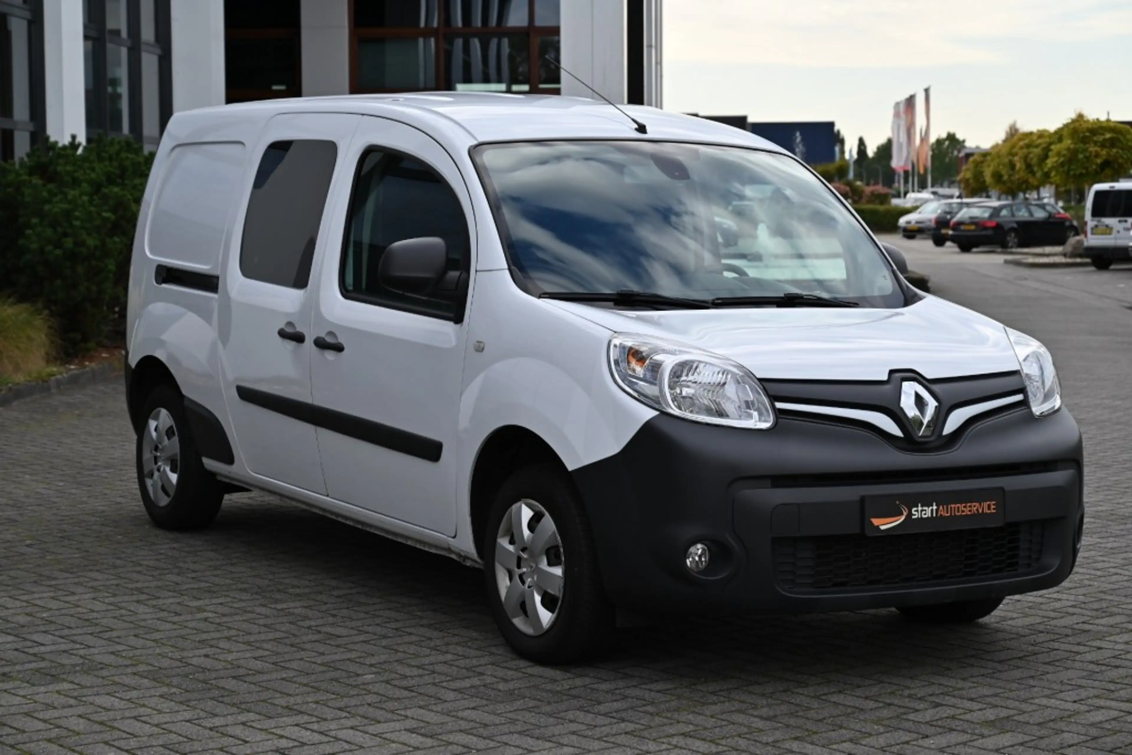 Renault Kangoo Maxi 1.6 Blue dCI 95 PK 2x deur Bluetooth Navi — photo 3