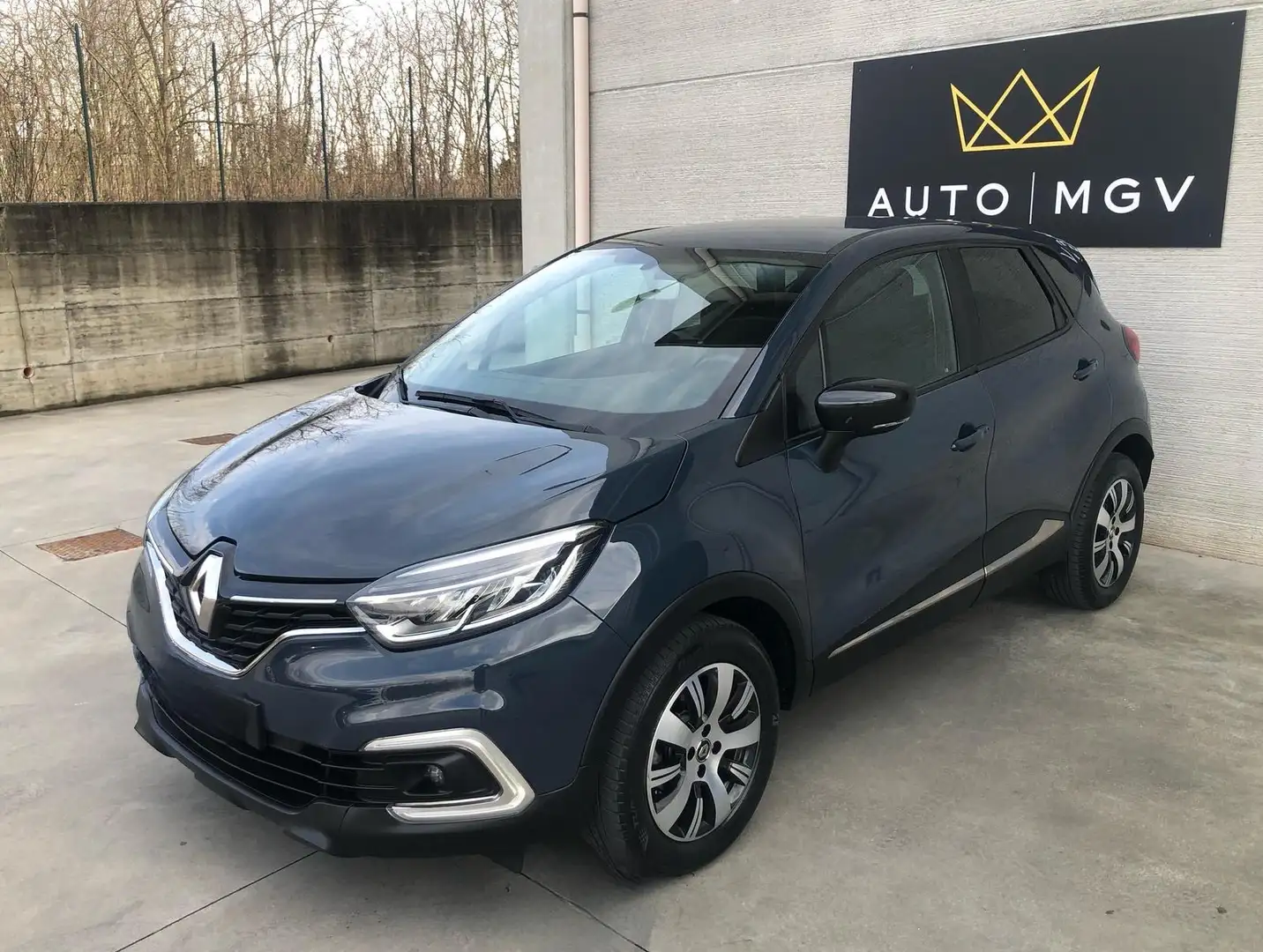 Renault Captur Captur 0.9 tce Business 90cv E6d * NEOPATENTATI * Grey - 1