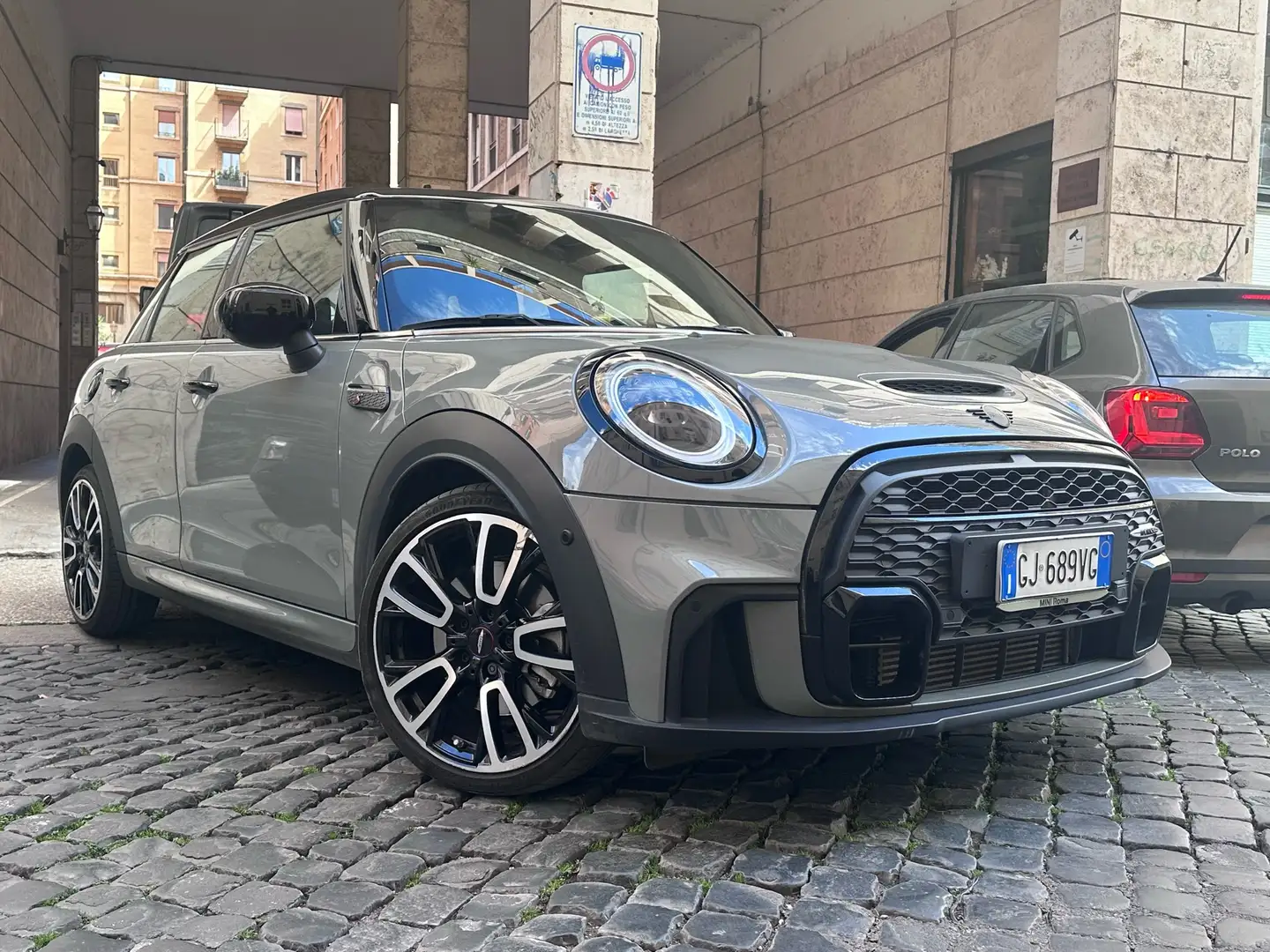 MINI Cooper S 5p 2.0 JCW auto NAVI AUTOM CERCHI 18 FARI LED - 1