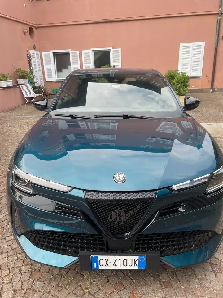 Alfa Romeo Junior 2025