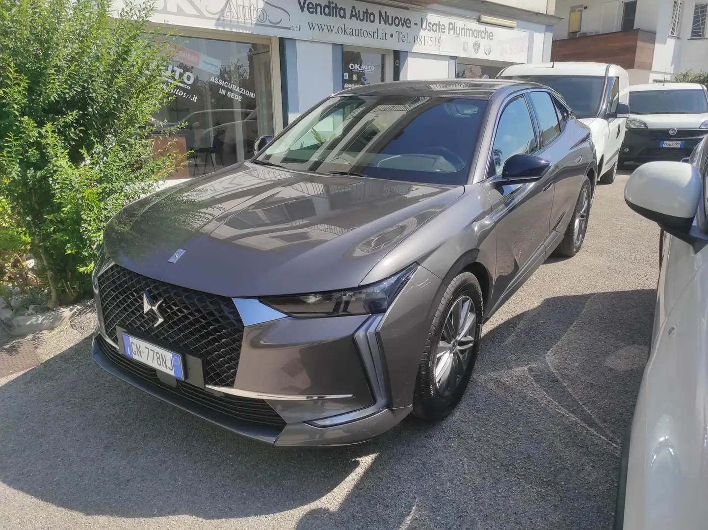 DS Automobiles DS 4 DS4 1.5 bluehdi Pack Business 130cv auto Grigio - 1
