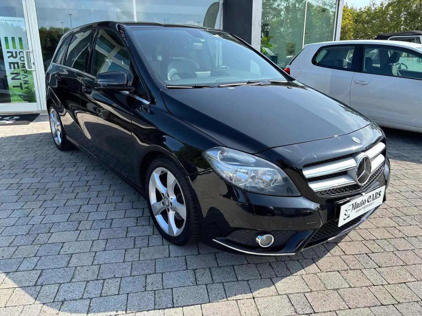 Mercedes-Benz B 180 B 180 CDI BlueEFFICIENCY Premium Schwarz - 2