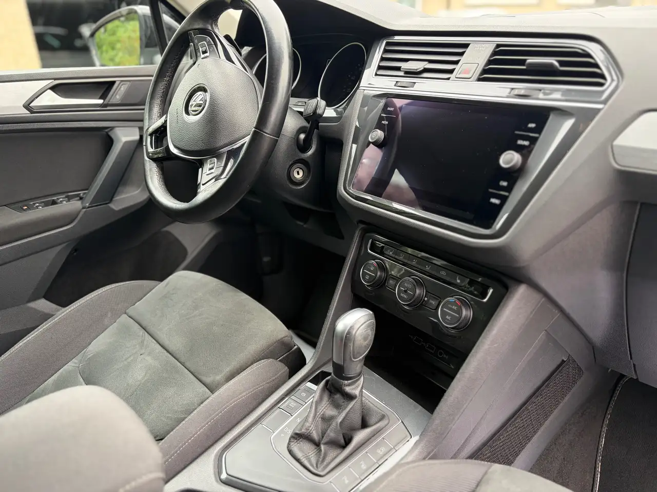 Volkswagen Tiguan 2.0 TDi SCR Platinum DSG, миниатюра 15