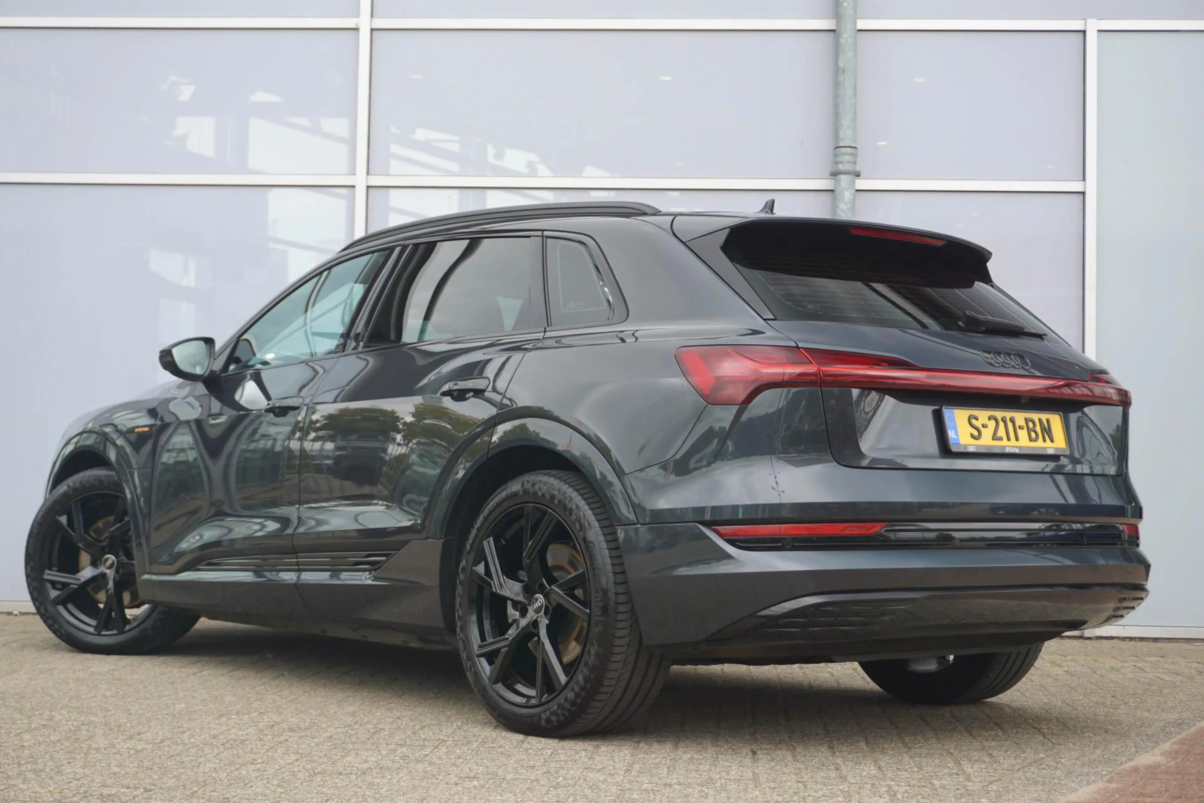 Audi e-tron 55 408pk Quattro Advanced Edition 95 kWh | Trekhaa — photo 12