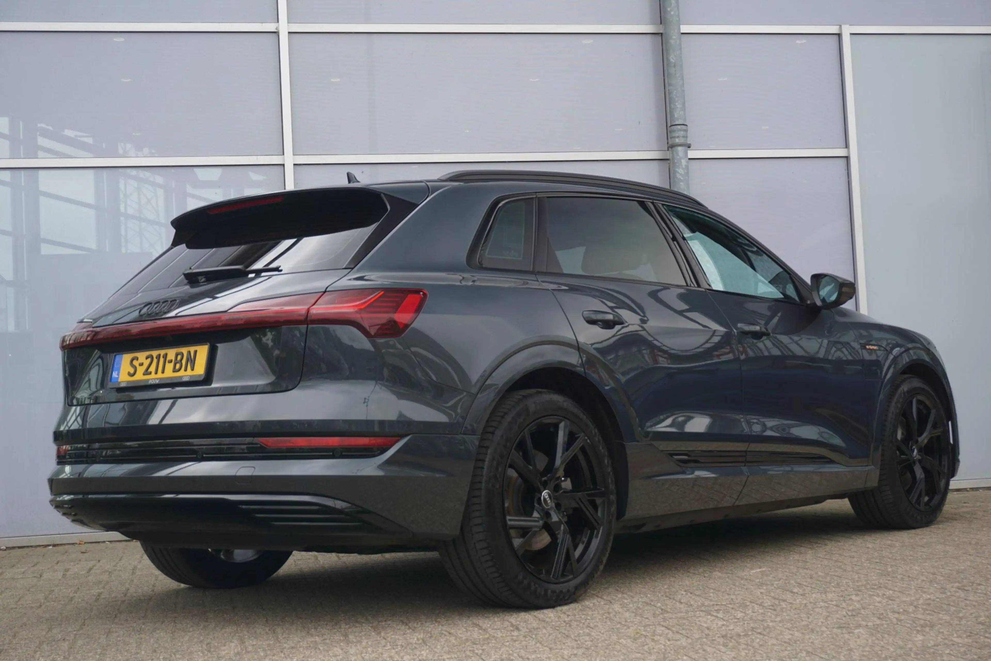Audi e-tron 55 408pk Quattro Advanced Edition 95 kWh | Trekhaa — photo 2