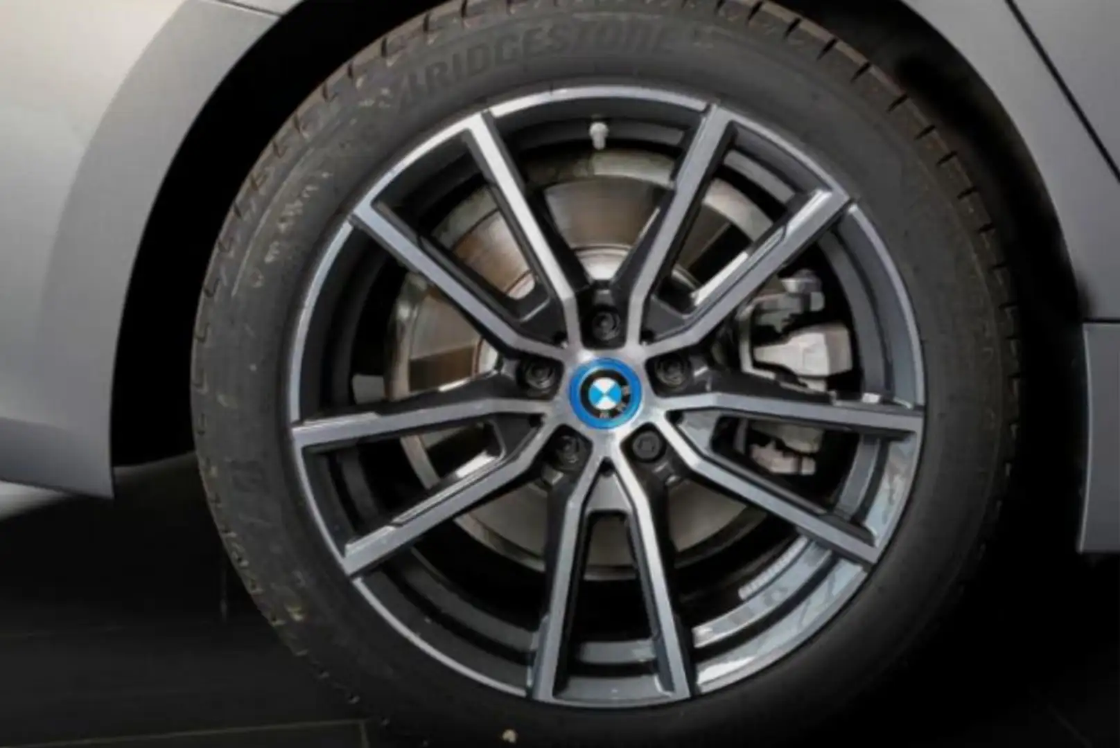 BMW 330 Touring Sport Line Grau - 2
