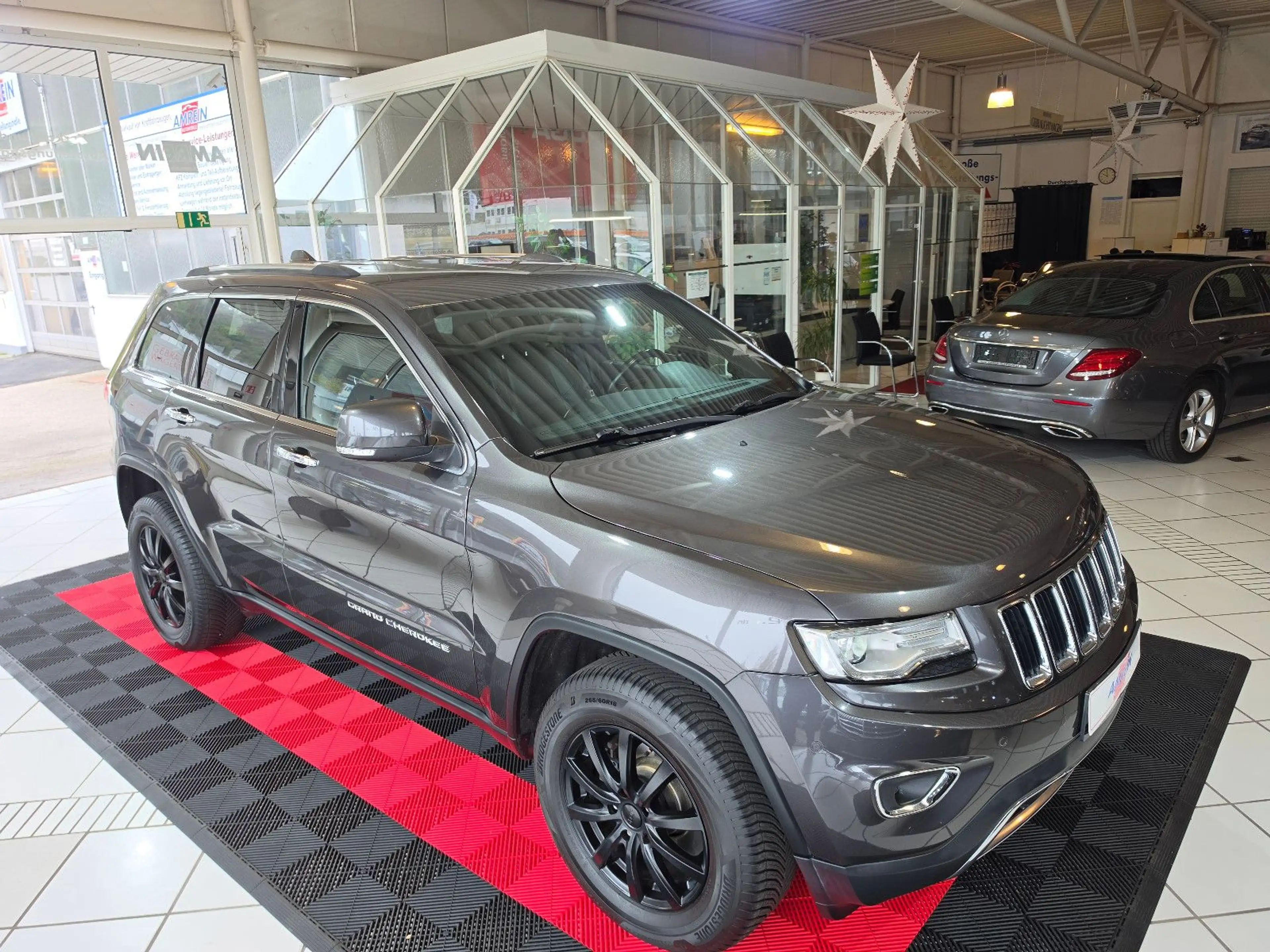 Jeep Grand Cherokee 3.0 CRD Limited+NAVI+KAMERA+ — photo 2