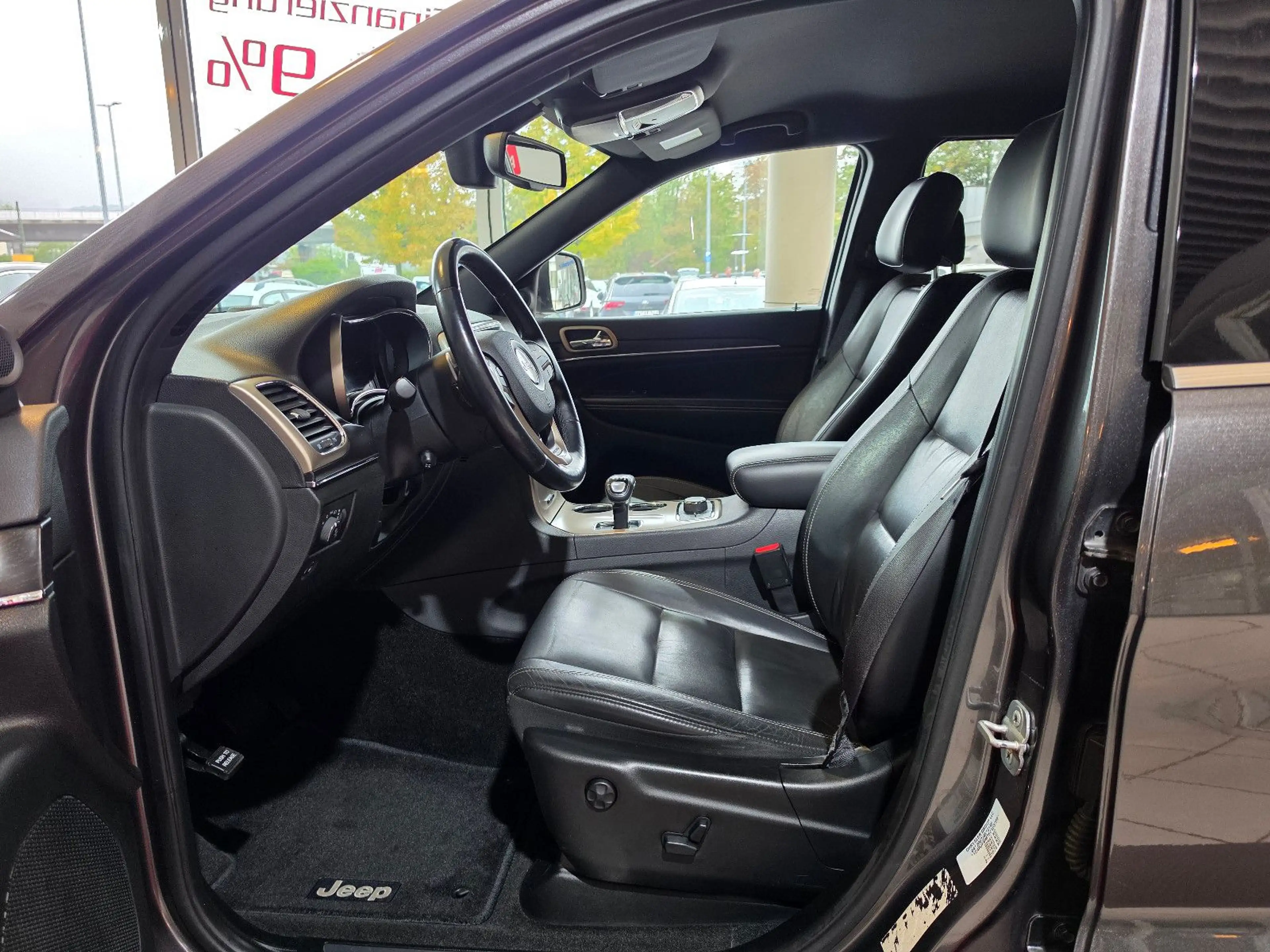 Jeep Grand Cherokee 3.0 CRD Limited+NAVI+KAMERA+ — photo 11