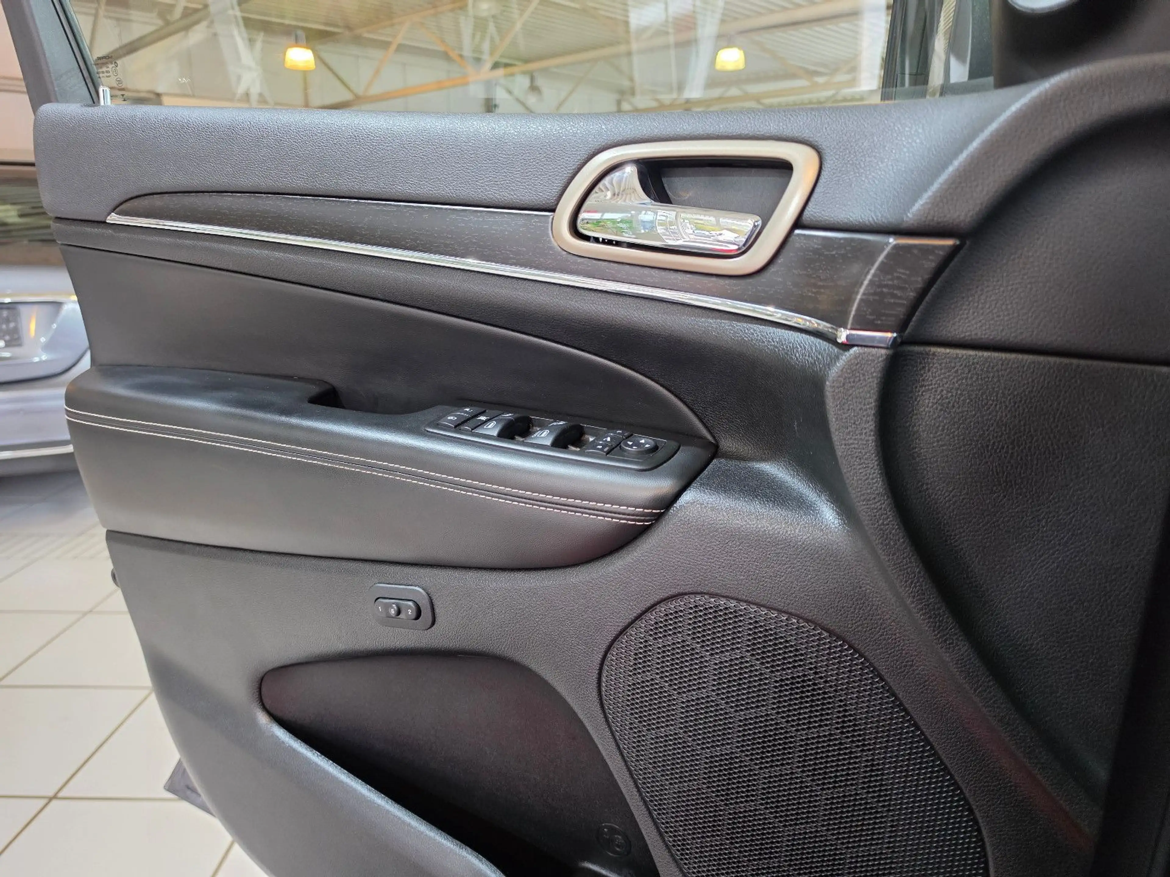 Jeep Grand Cherokee 3.0 CRD Limited+NAVI+KAMERA+ — photo 13