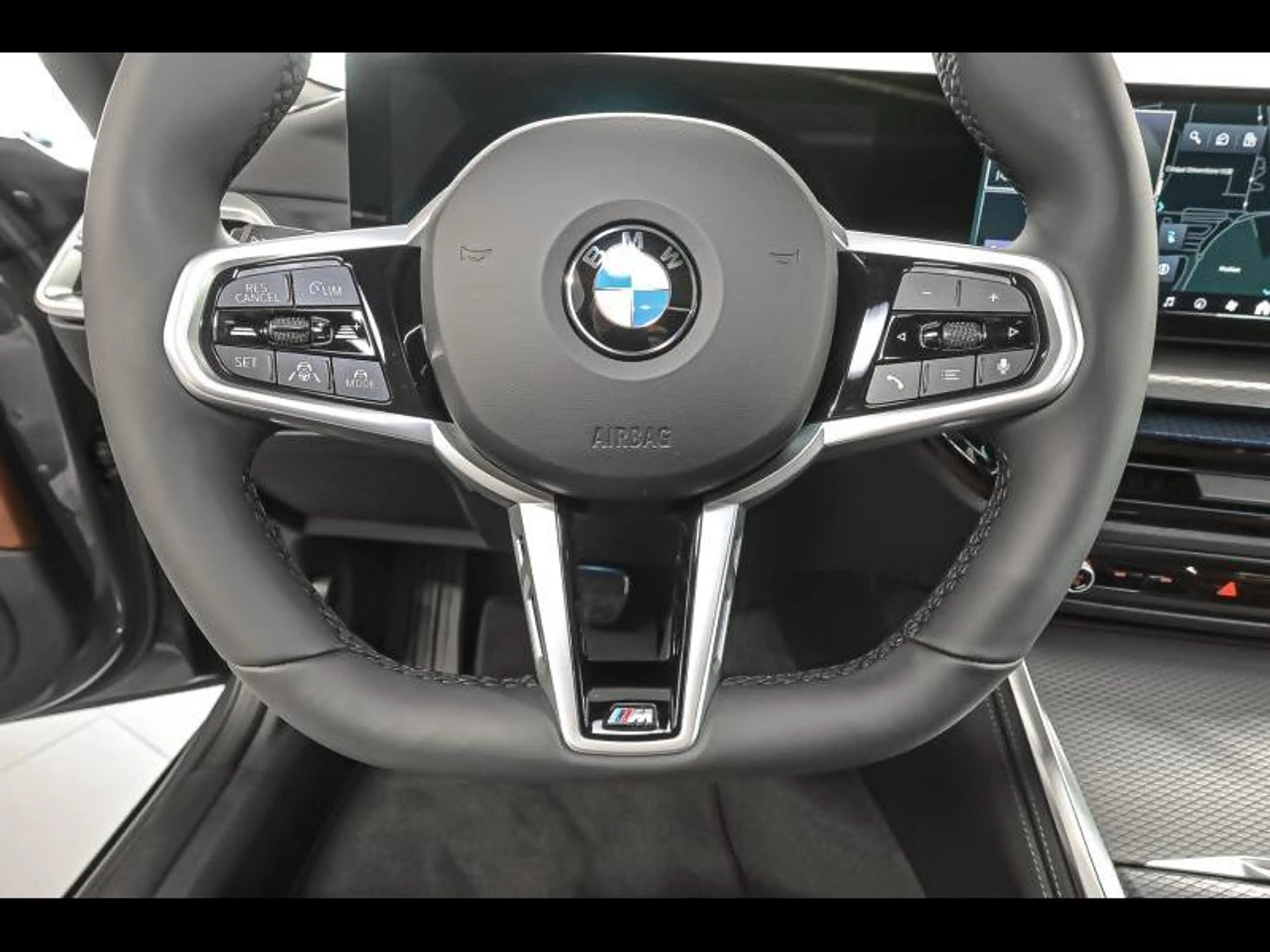 BMW i4 eDrive35 - PACK SPORT M PRO — photo 9