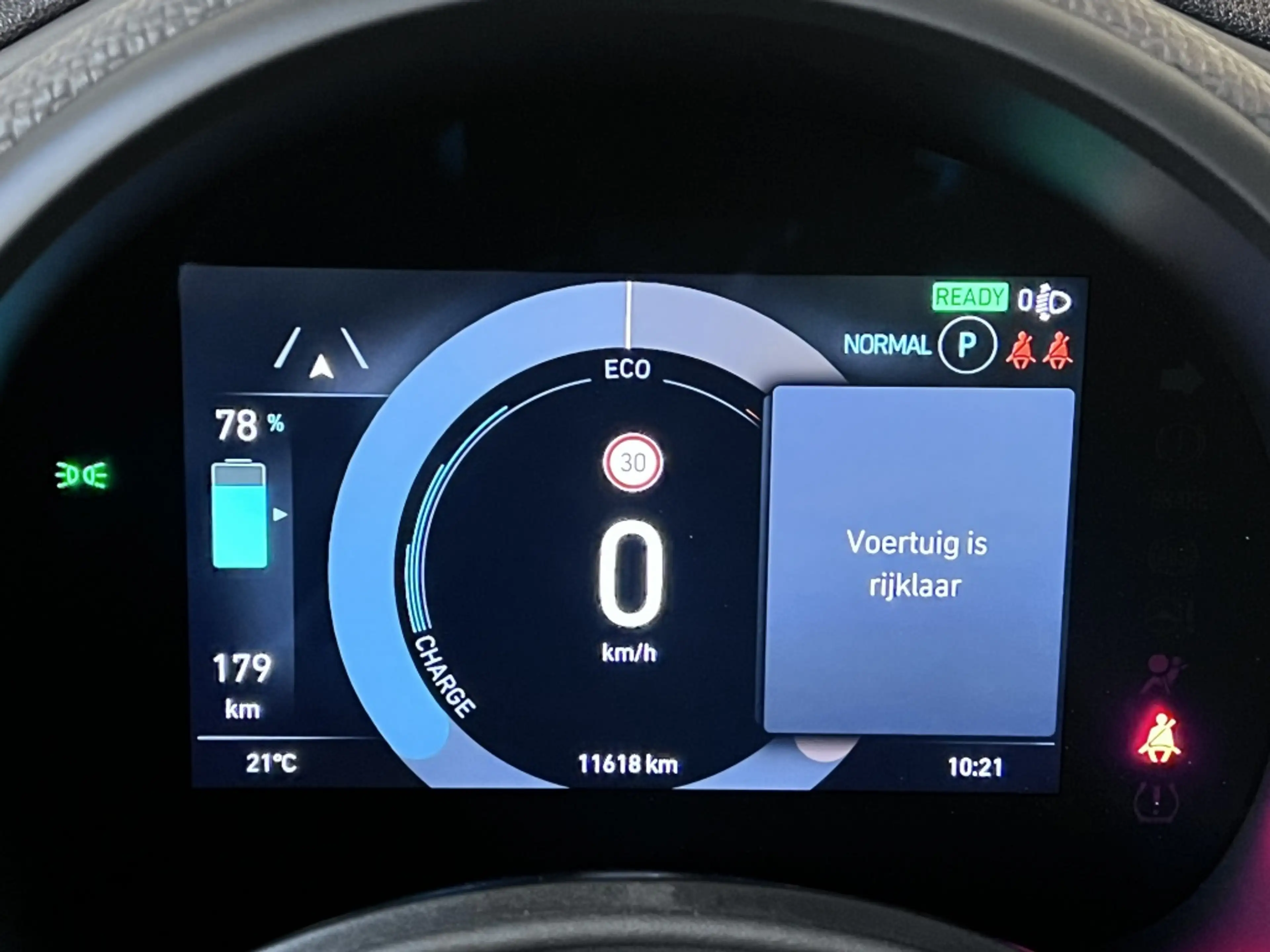 Fiat 500e La Prima 42 kWh — photo 5