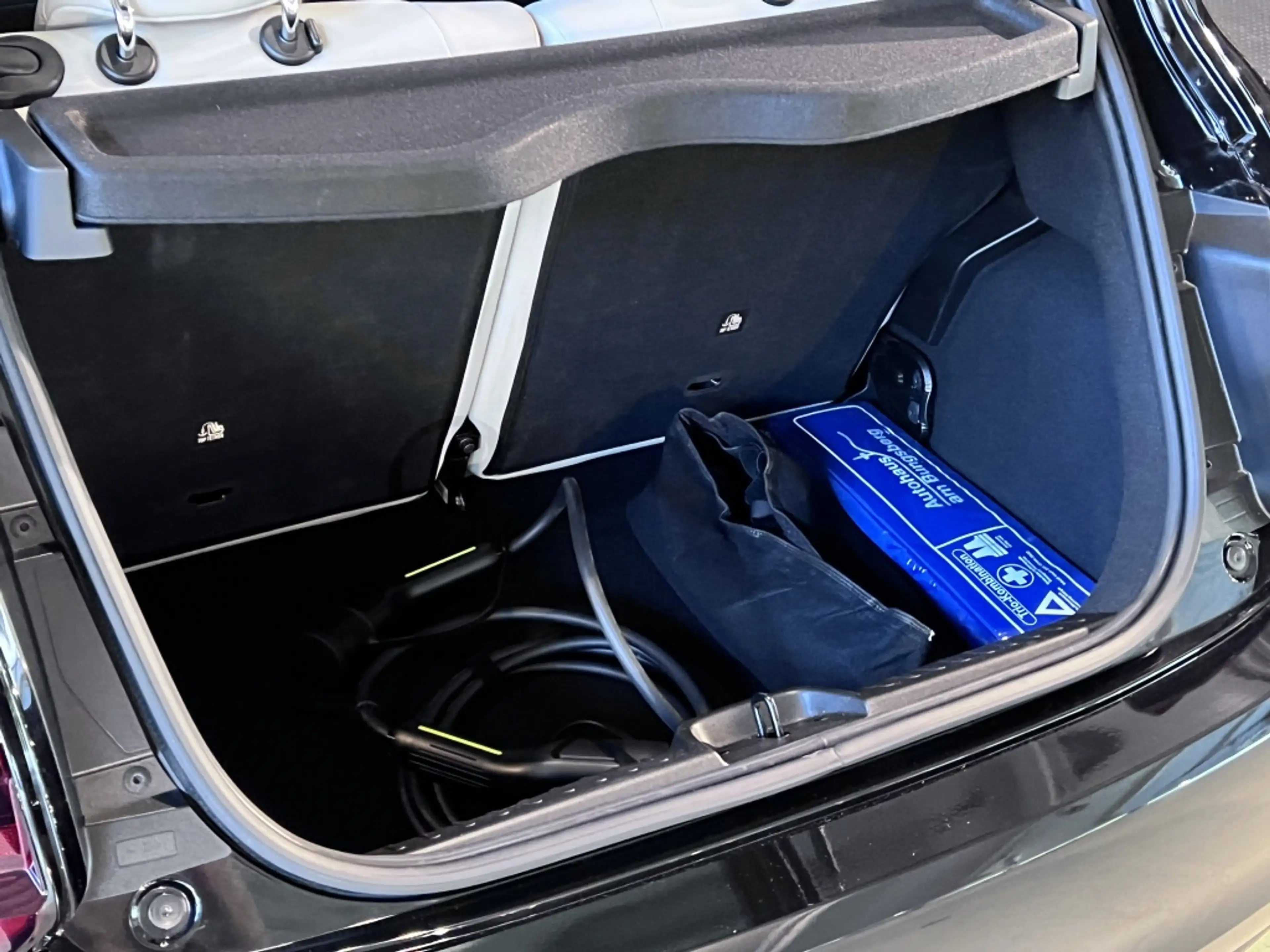 Fiat 500e La Prima 42 kWh — photo 10