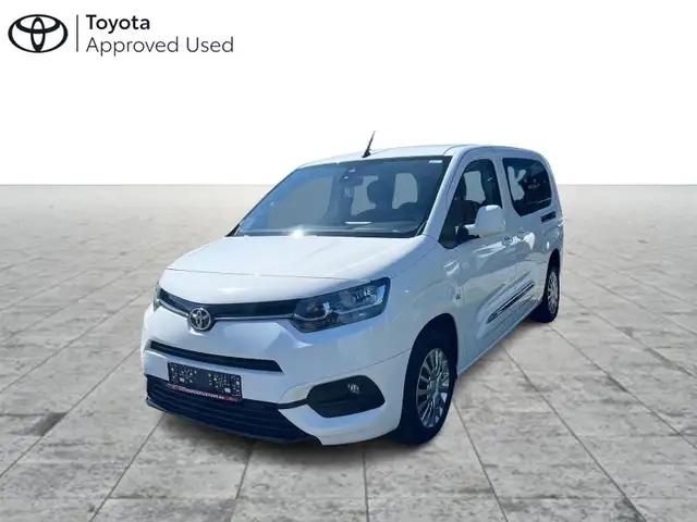 Toyota Verso 1.2B 6MT 7PL SHUTTLE