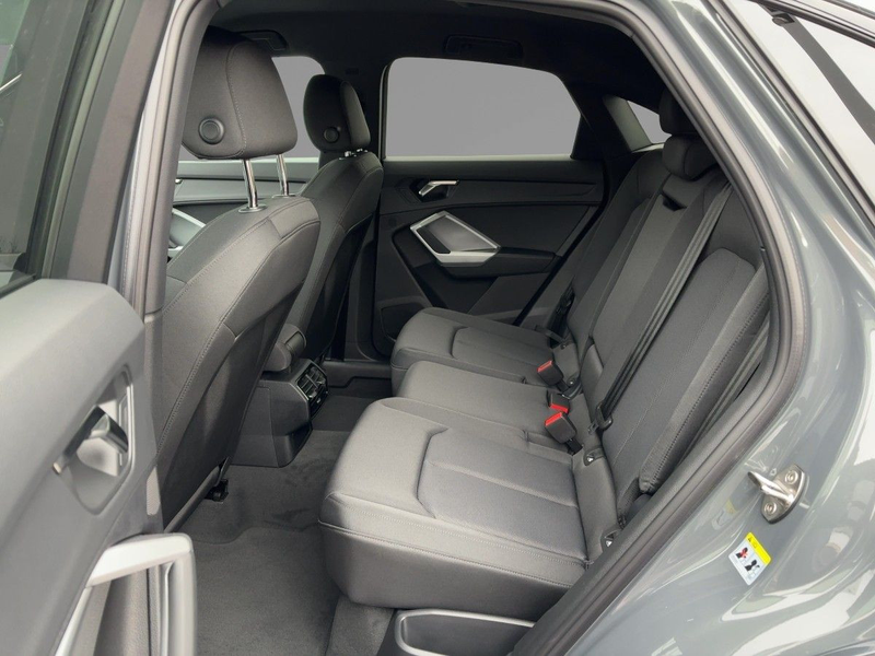 Audi Q3 35 TFSI 110(150) kW(PS ) S tronic — photo 9