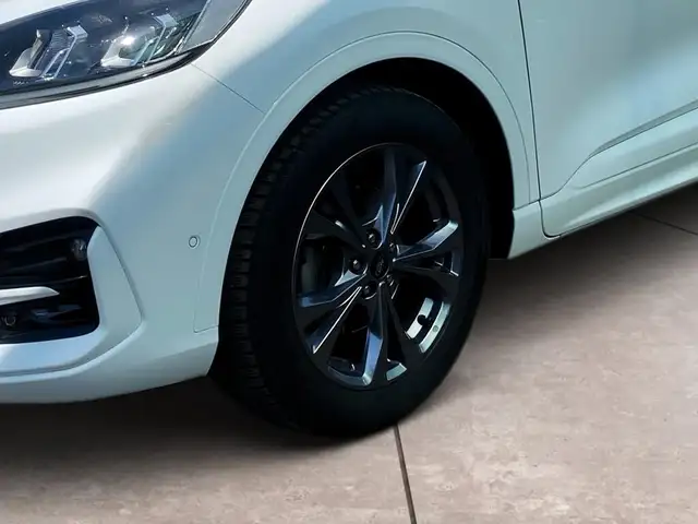 Ford Kuga view 15