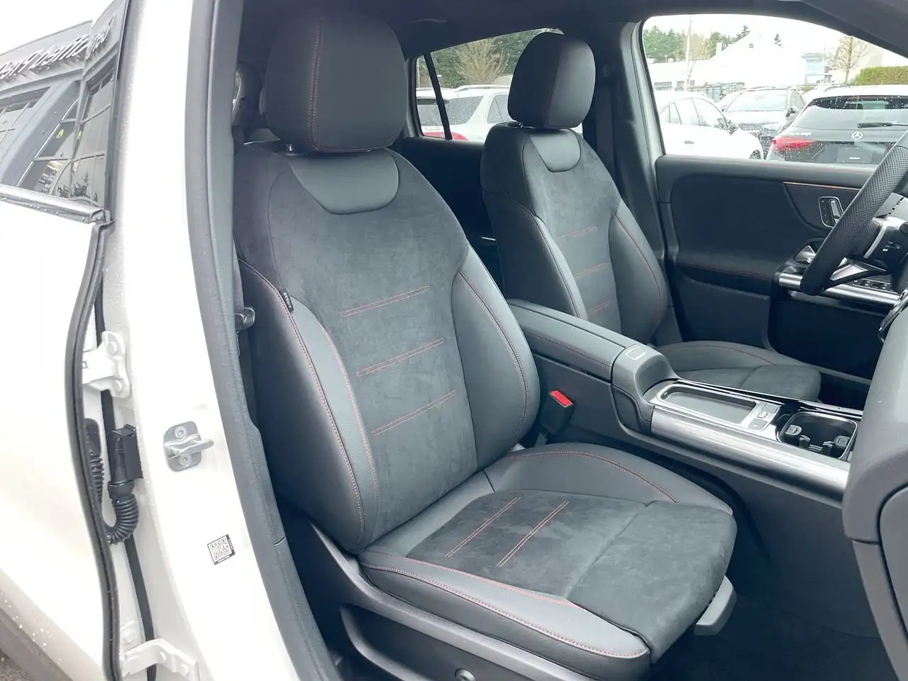 Mercedes-Benz GLA fotografie Mercedes-Benz GLA