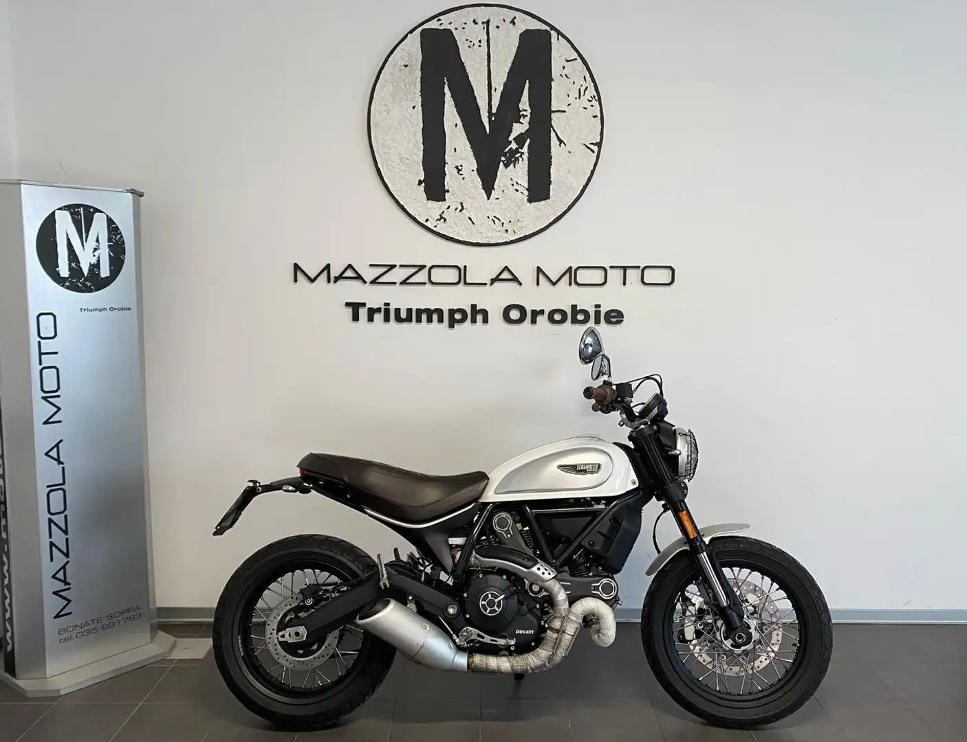 Ducati Scrambler 800 CLASSIC Gris - 1