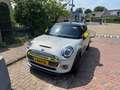 MINI Cooper SE Zilver - thumbnail 1