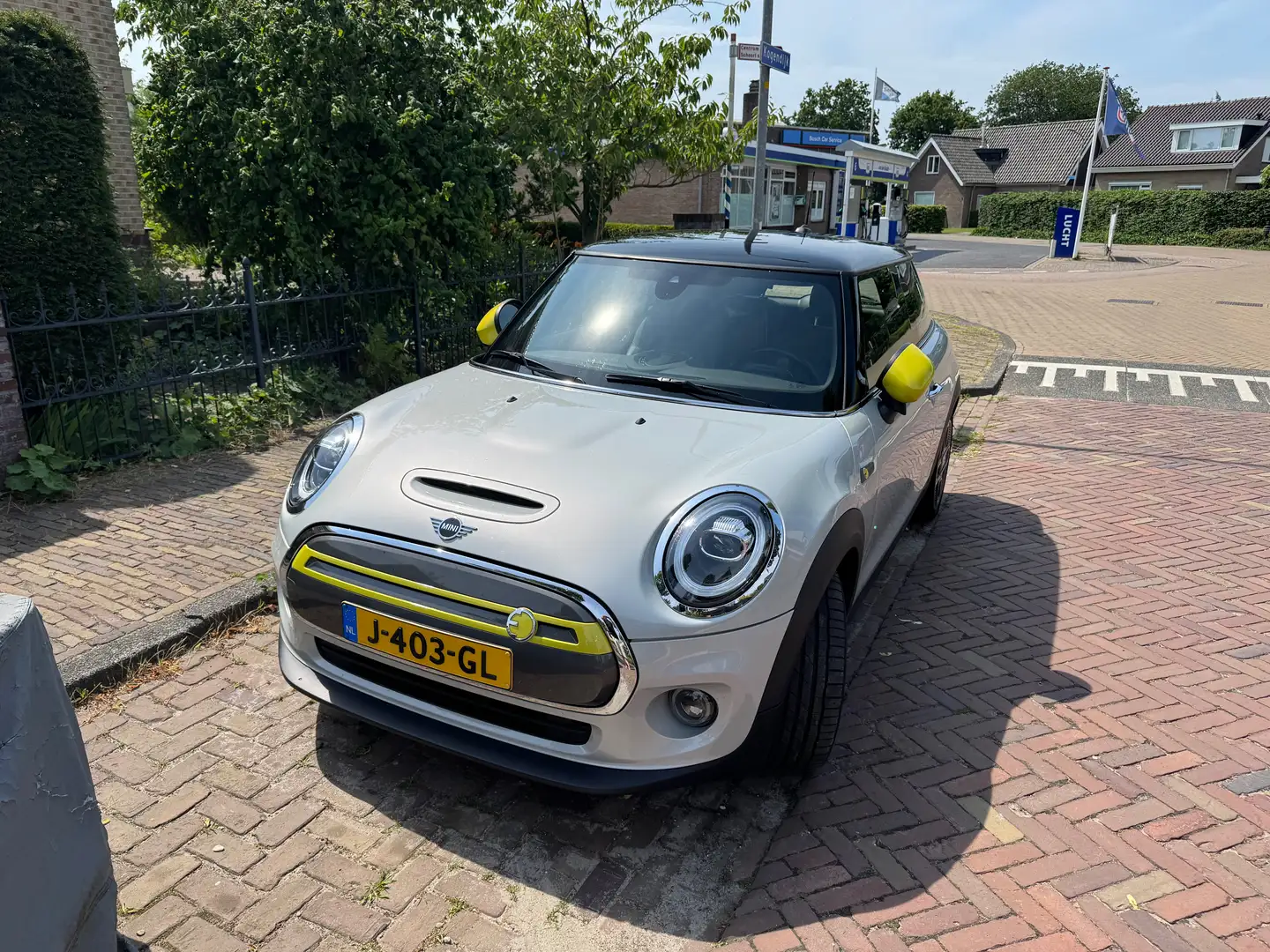 MINI Cooper SE Zilver - 1