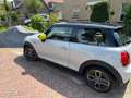 MINI Cooper SE Zilver - thumbnail 4