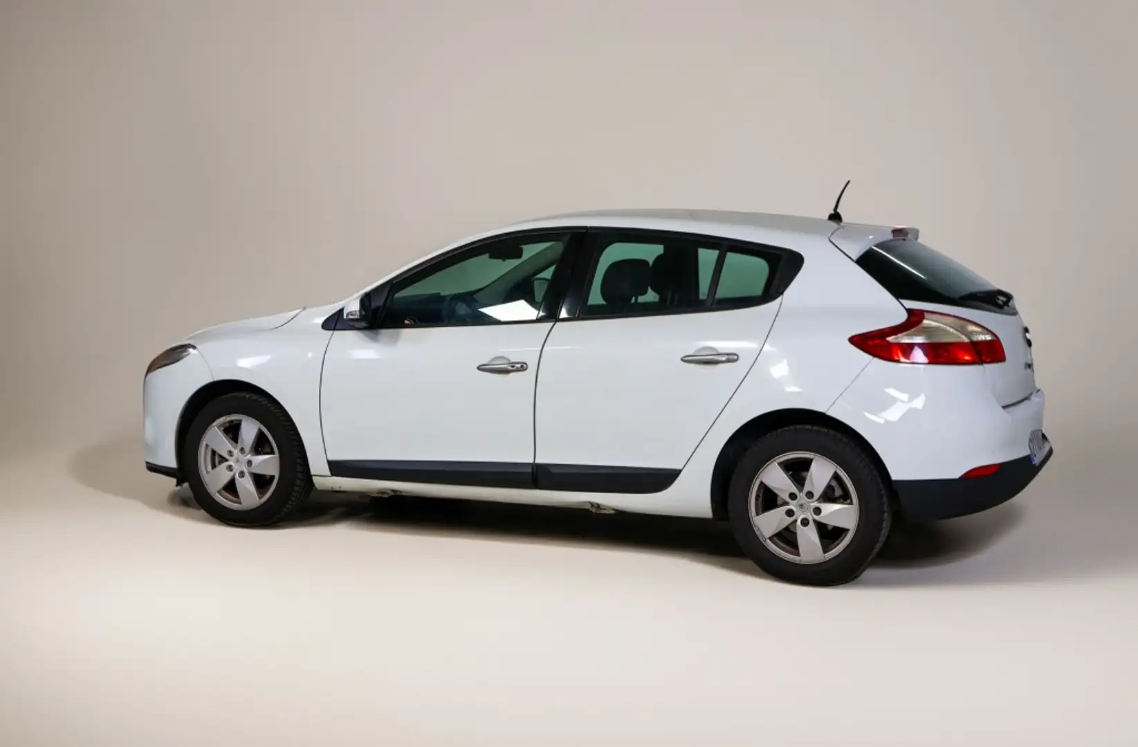 Renault Megane 1.6 Dynamique Blanco - 2