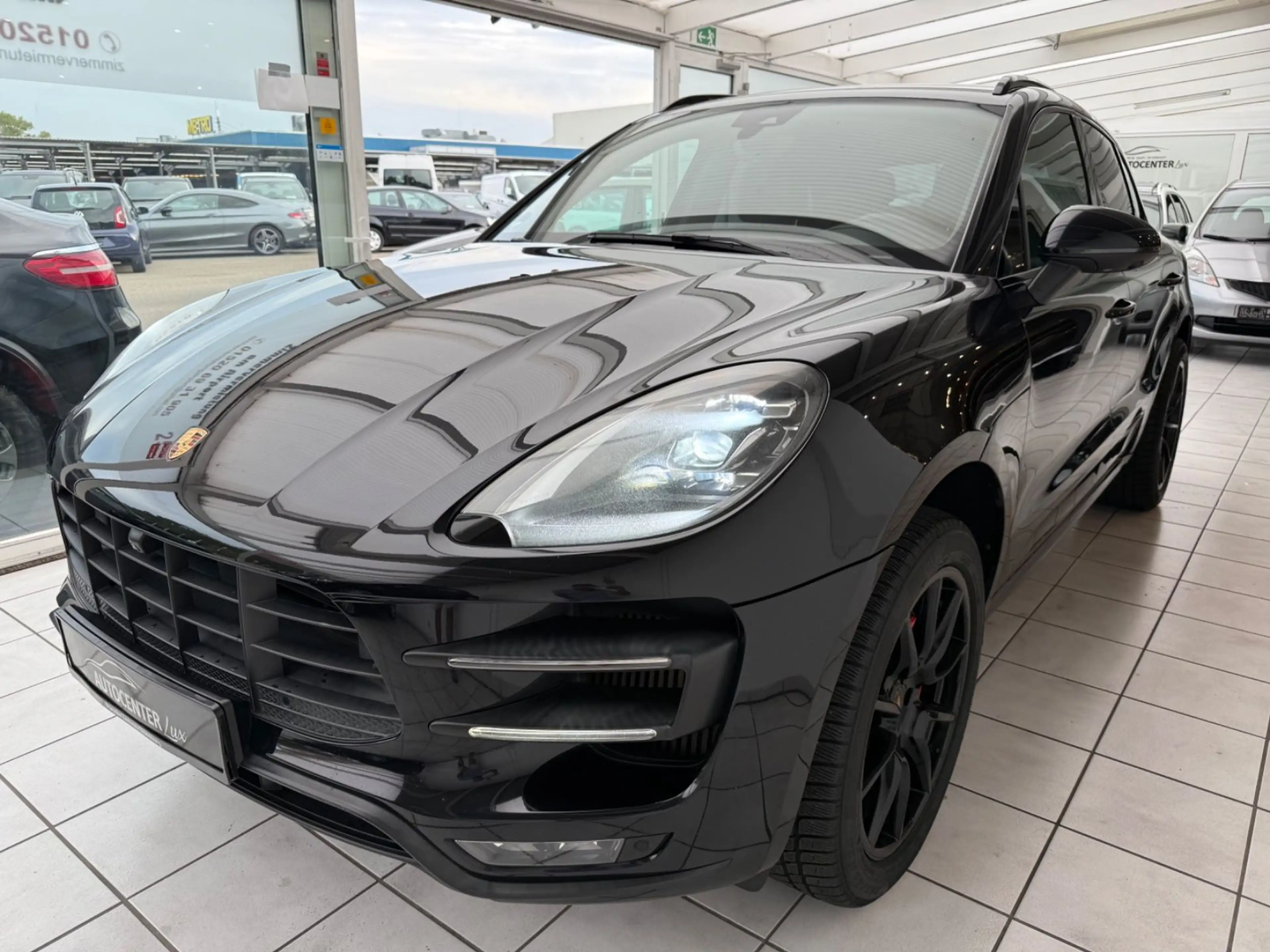 Porsche Macan Turbo Approved Garantie / Navi/LED/360