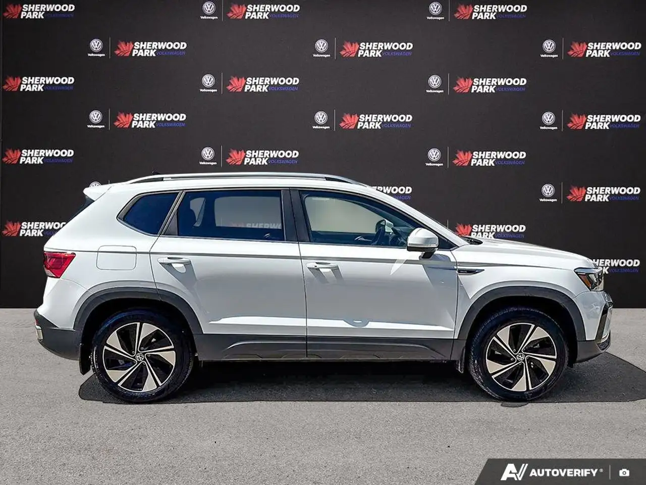 Volkswagen Taos снимка Volkswagen Taos
