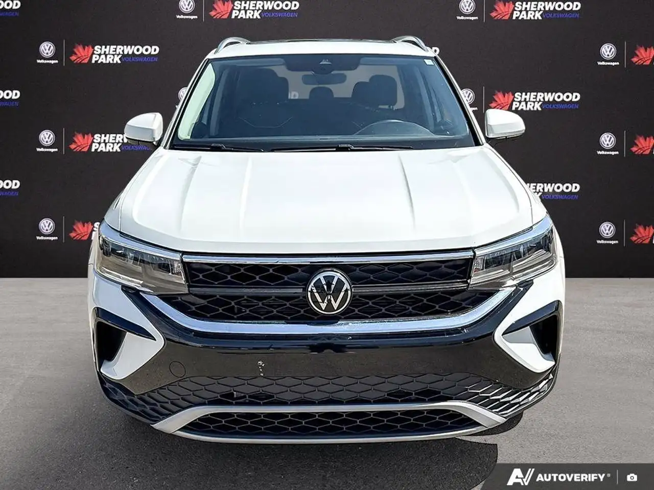 Volkswagen Taos снимка Volkswagen Taos