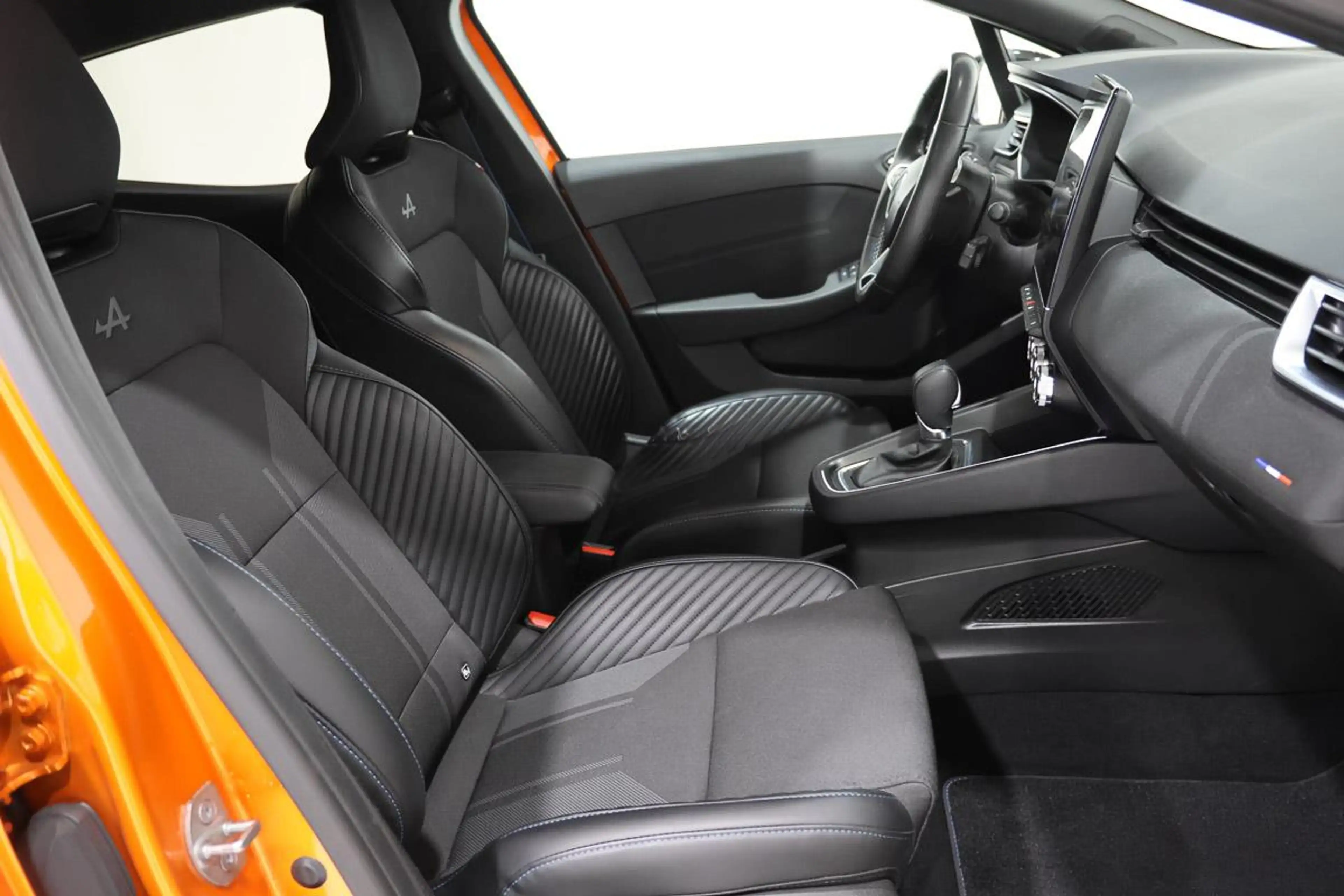 Renault Clio 1.6 E TECH - ESPRIT ALPINE  17-S CUIR SPORT-BOSE — photo 11