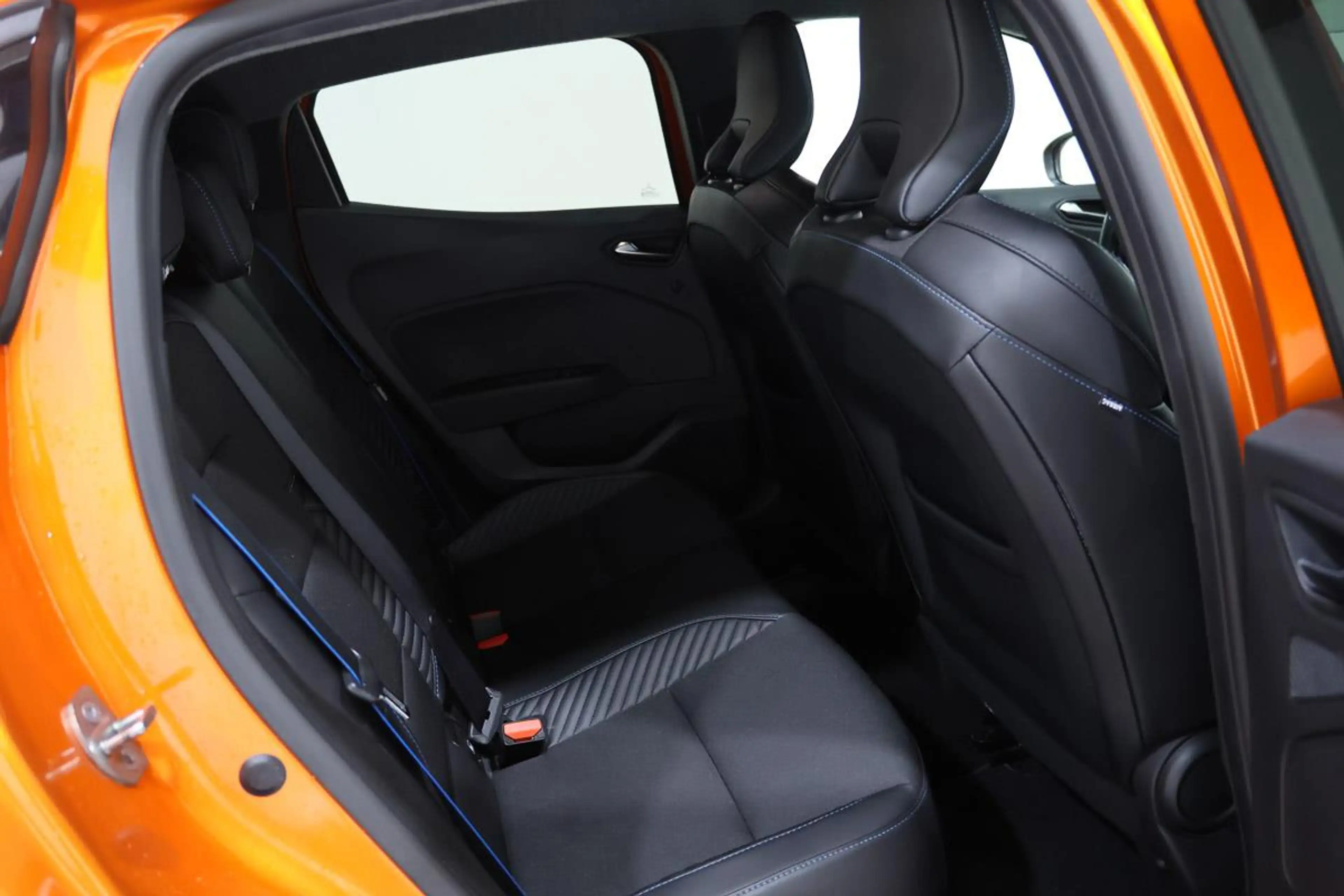 Renault Clio 1.6 E TECH - ESPRIT ALPINE  17-S CUIR SPORT-BOSE — photo 13