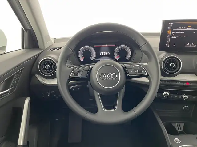 Audi Q2 view 12