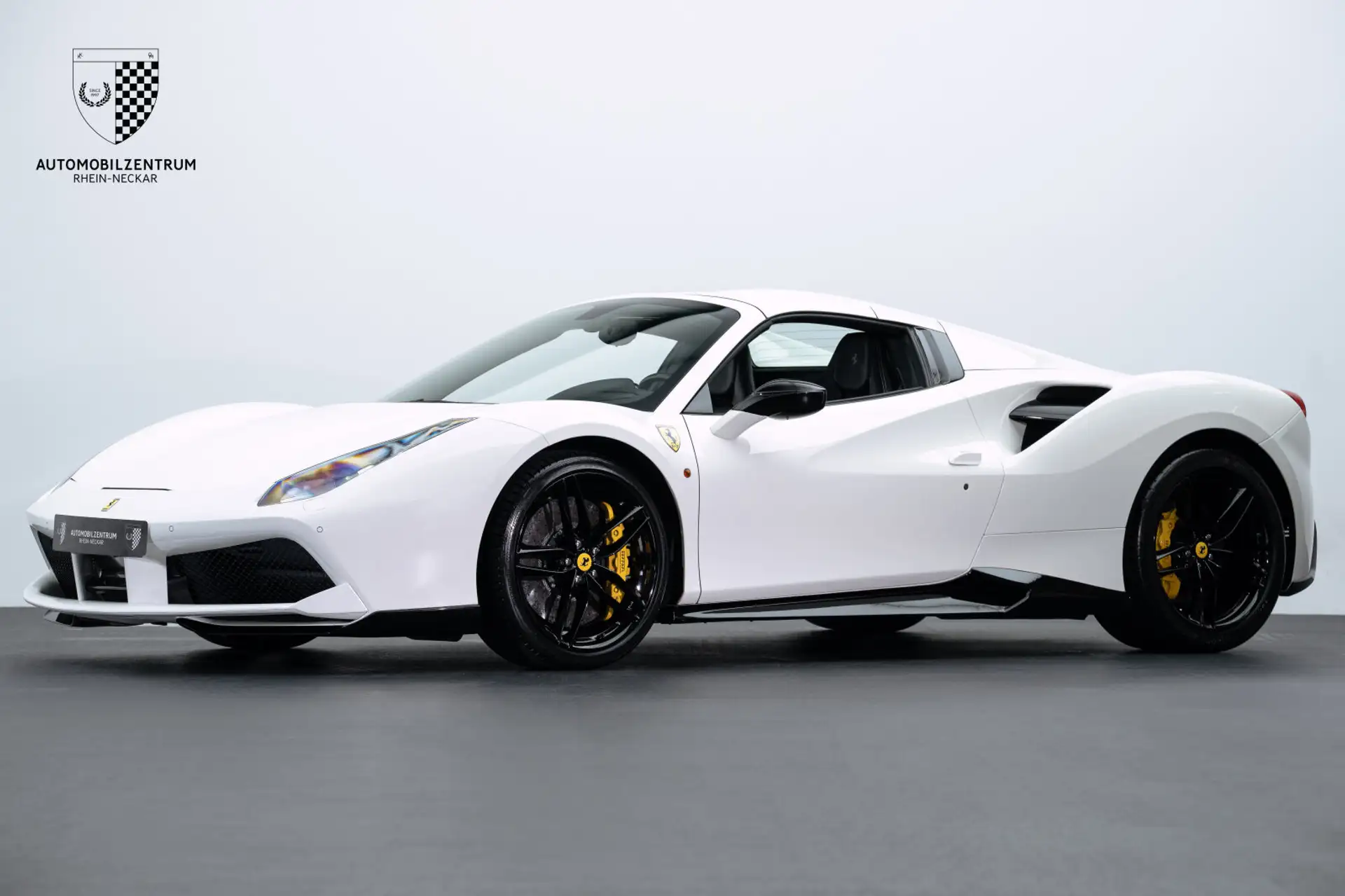 페라리 488 Spider 2016 흰색 사진 3