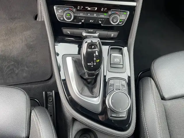 BMW 2 Series view 5