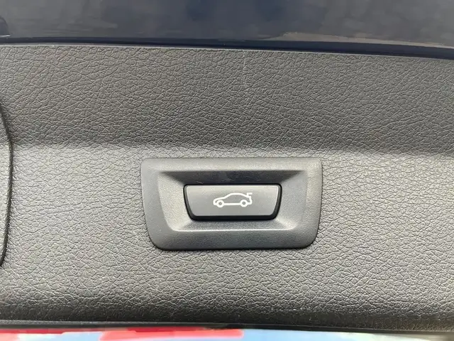 BMW 2 Series view 10