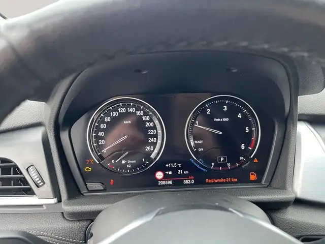 BMW 2 Series view 8