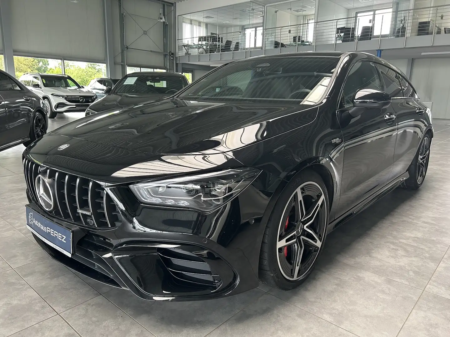 Mercedes-Benz CLA 45 AMG S 4M DISTRONIC-PANO-19 Schwarz - 2
